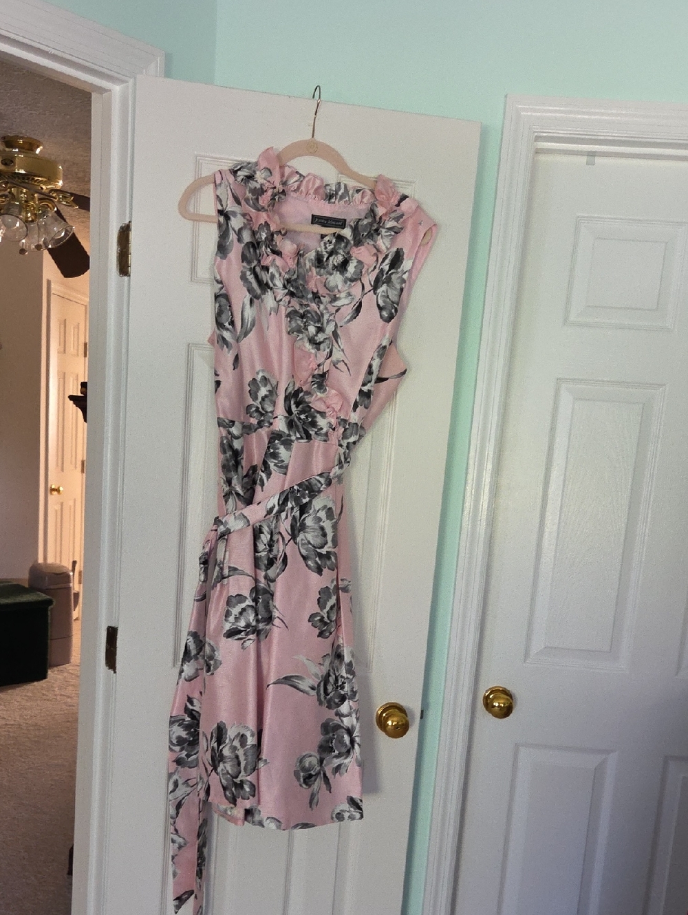 Jessica Howard ruffle dress